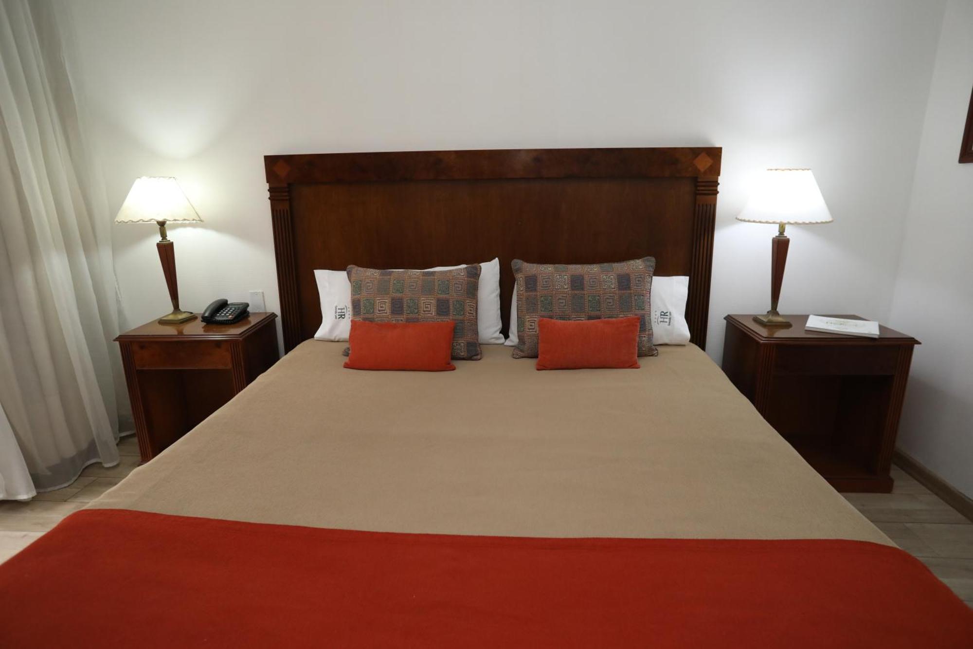 Hr Esmeralda Luxor, Buenos Aires
